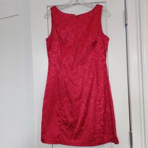 Be Smart Medium Chic Sleeveless Red Floral Dress